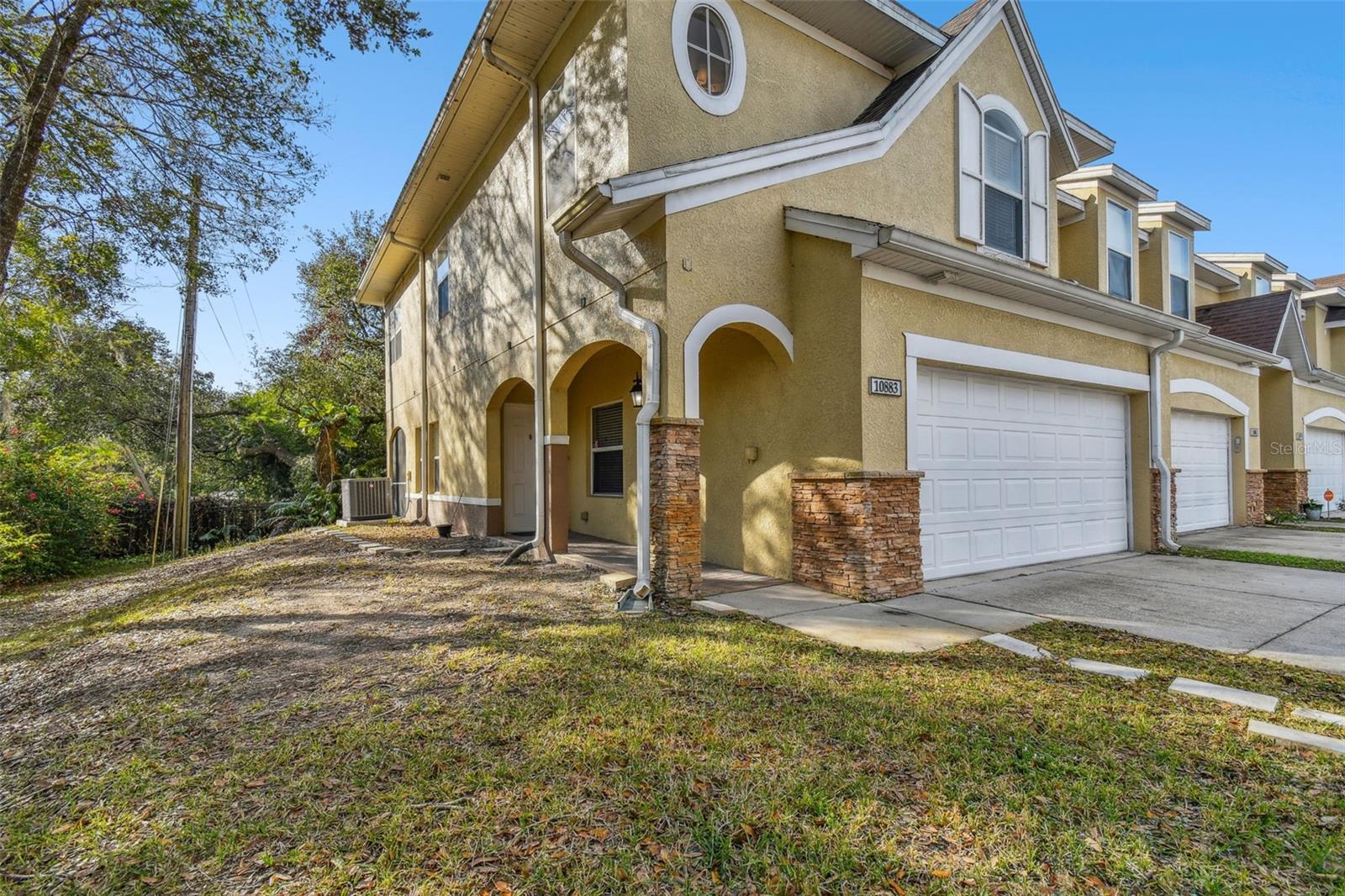 10883 DRAGONWOOD DRIVE