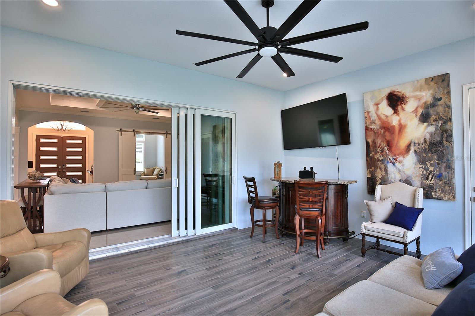 HUNT CLUB/FOX POINT - Residential
