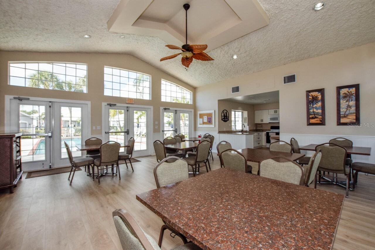 LYNWOOD GLEN - Residential