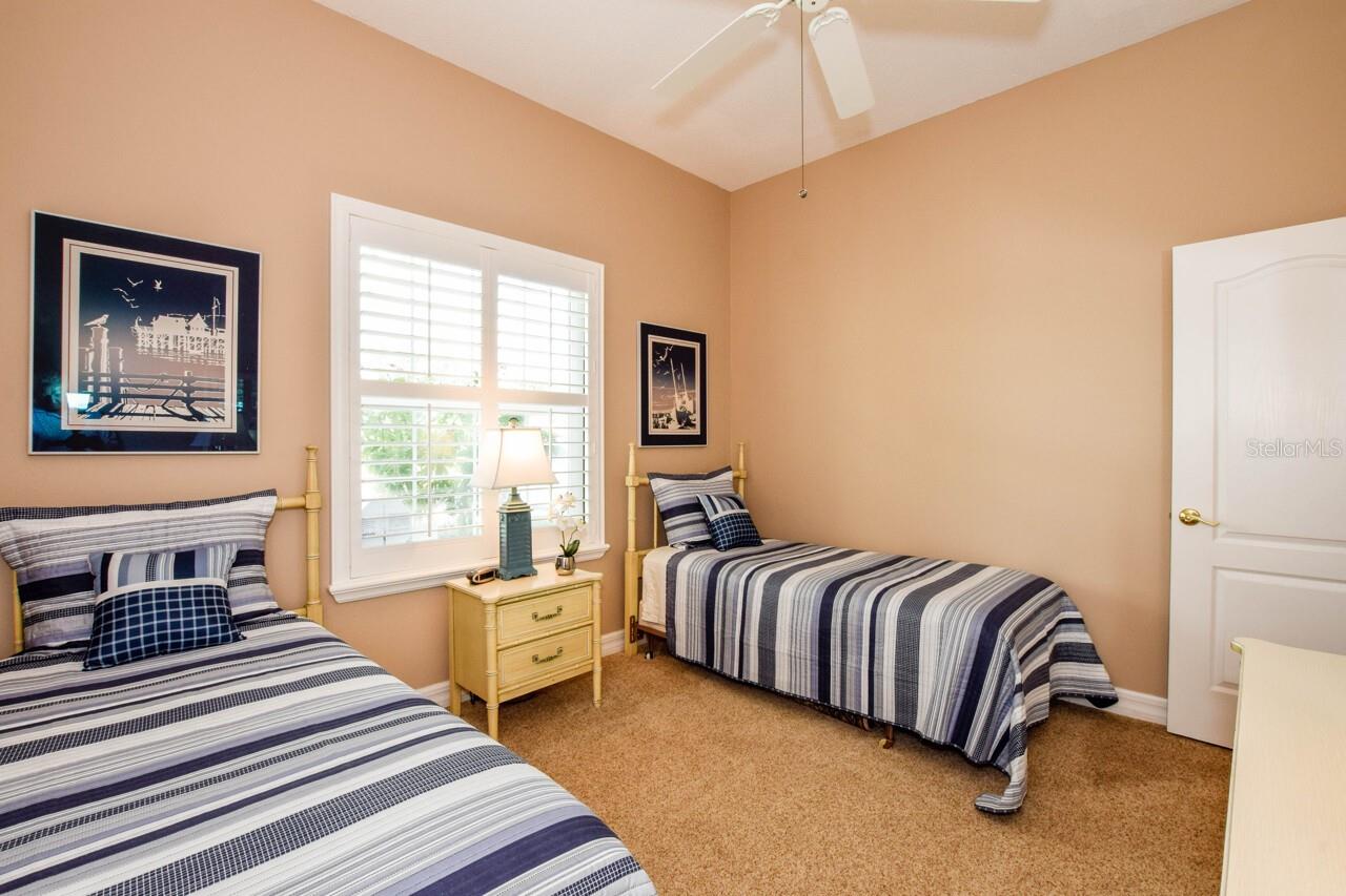 LYNWOOD GLEN - Residential