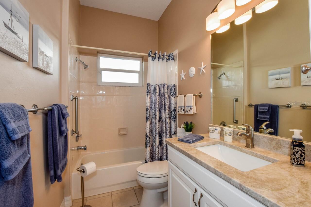 LYNWOOD GLEN - Residential