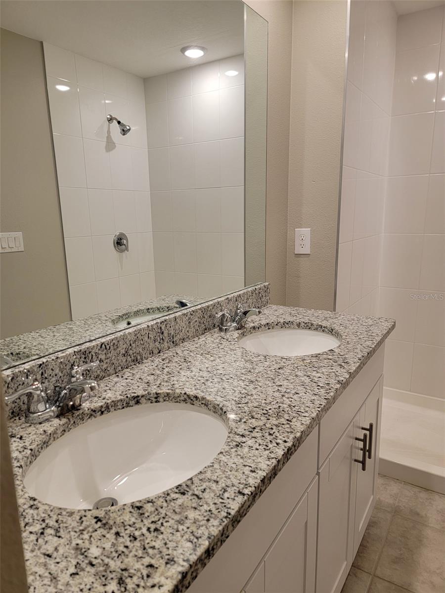 SPENCER COVE - Residential Lease