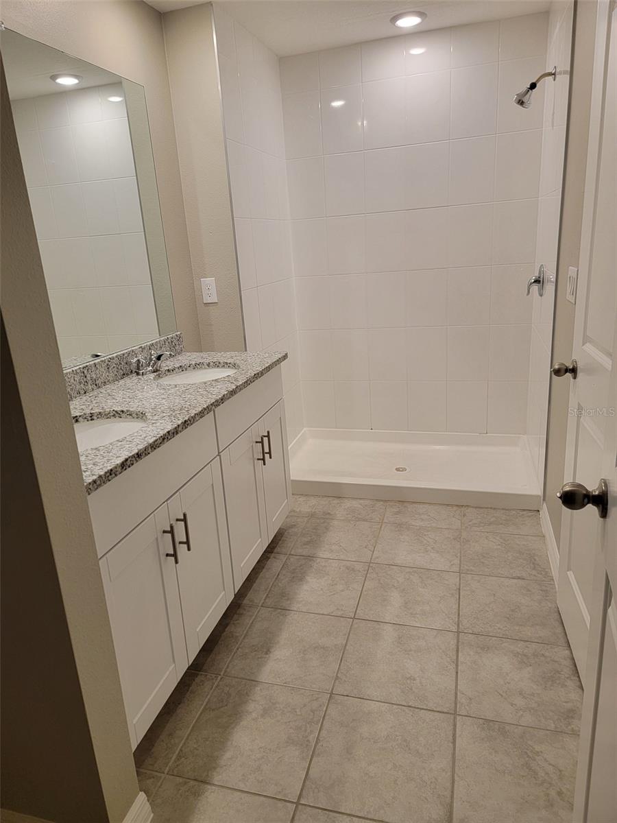 SPENCER COVE - Residential Lease