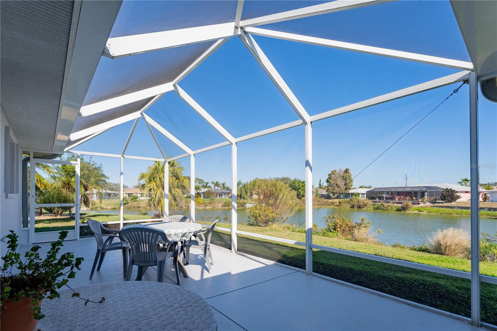 VENICE GARDENS - Residential