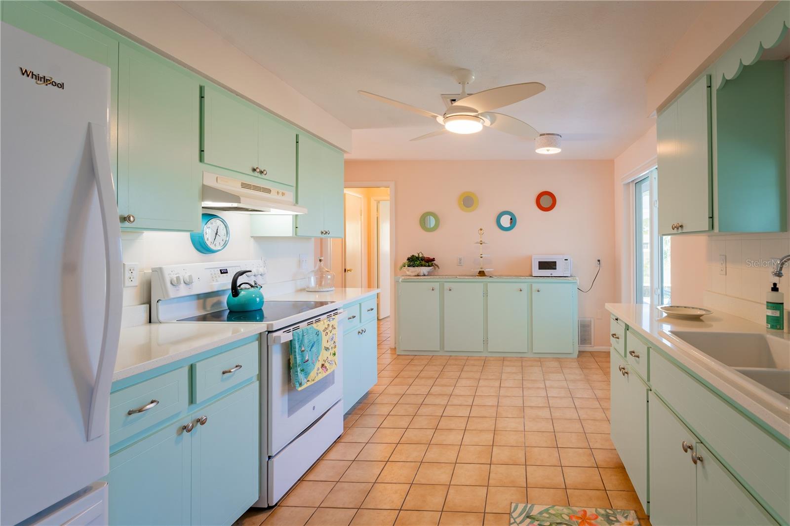 VENICE GARDENS - Residential