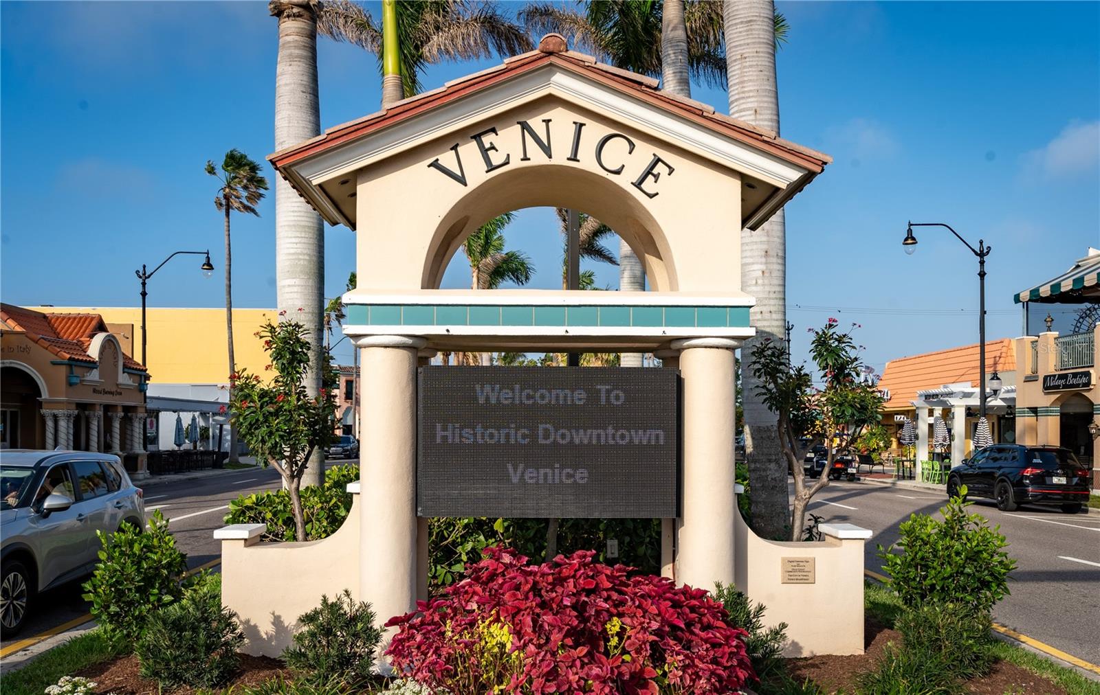 VENICE GARDENS - Residential