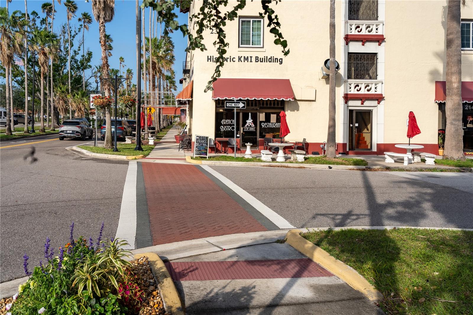 VENICE GARDENS - Residential