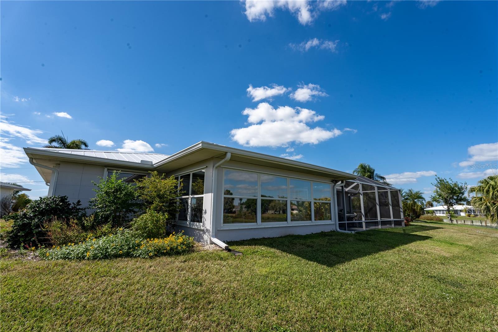 VENICE GARDENS - Residential