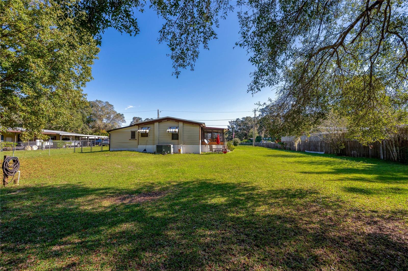 HILL TOP MANOR - Residential