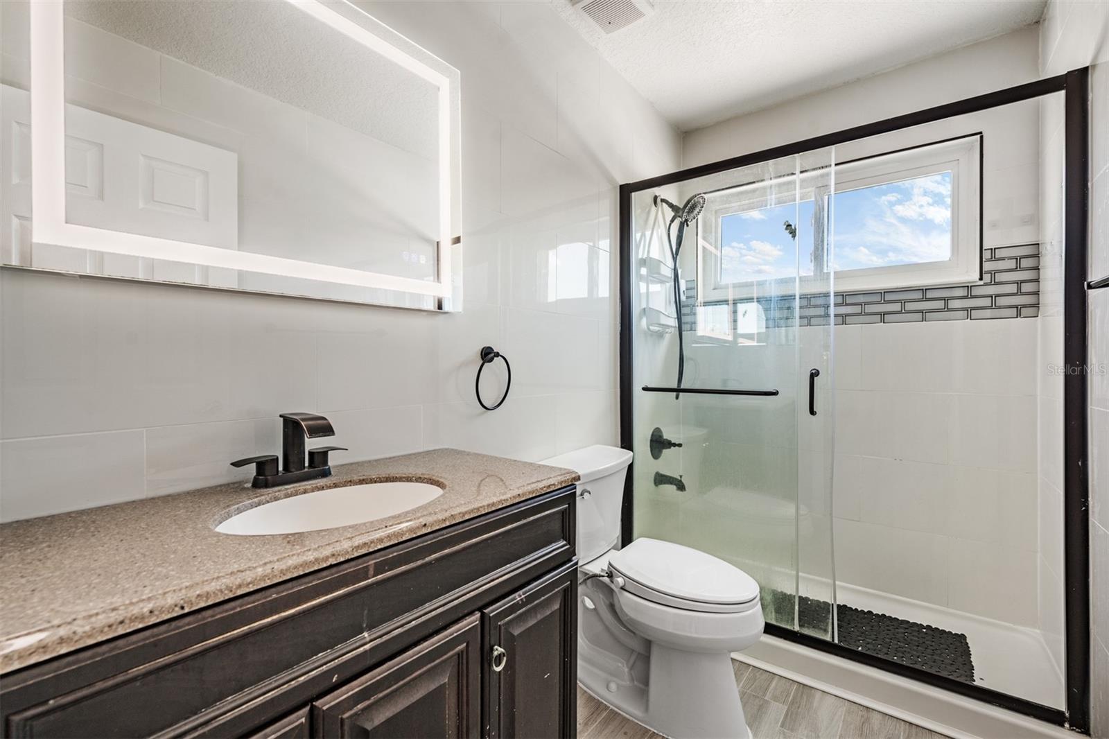 BAY ARBOR - Residential