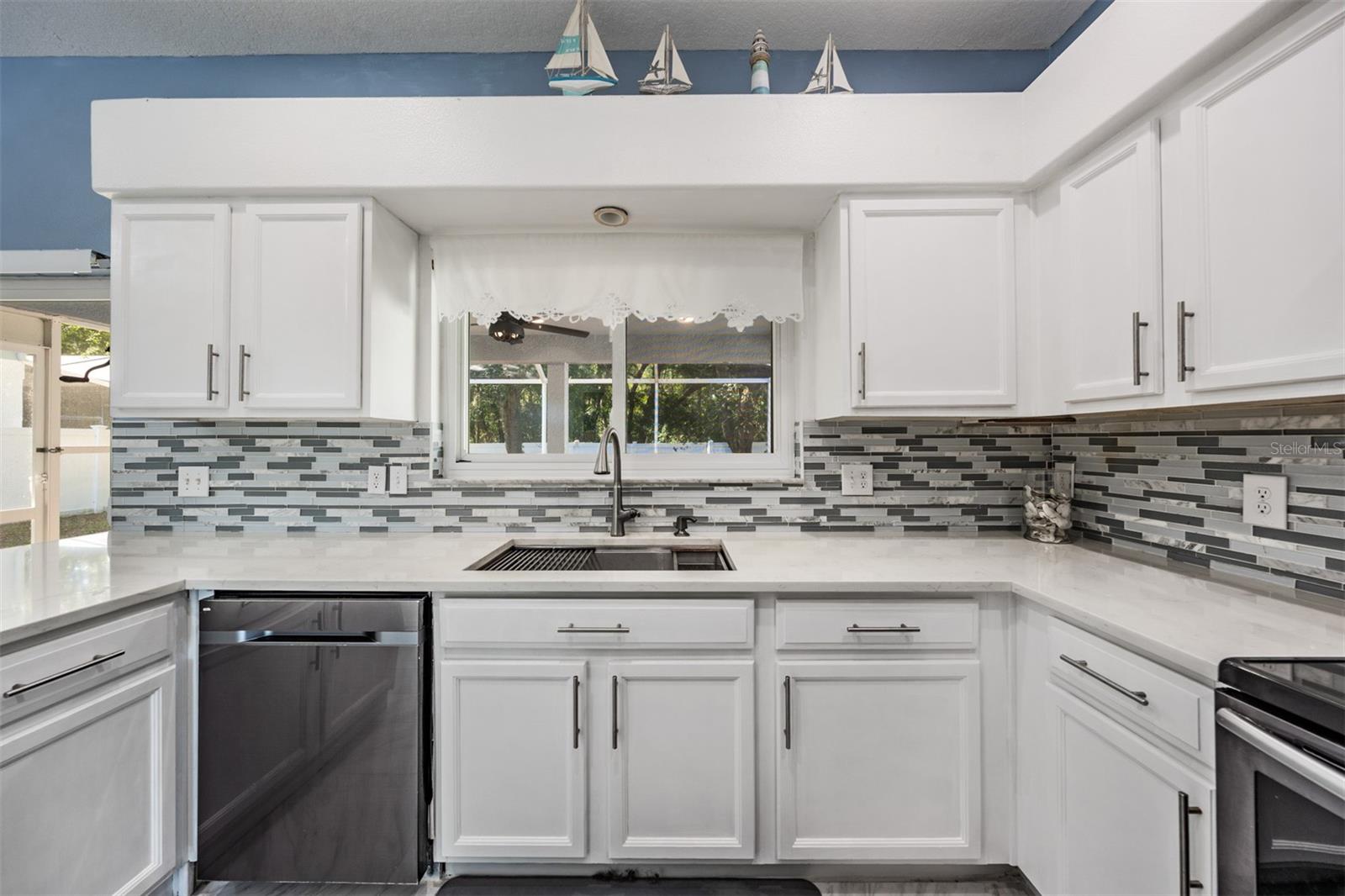 BAY ARBOR - Residential