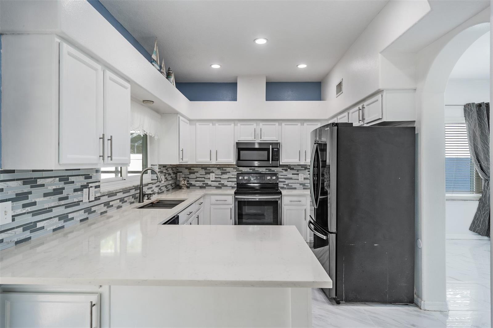 BAY ARBOR - Residential