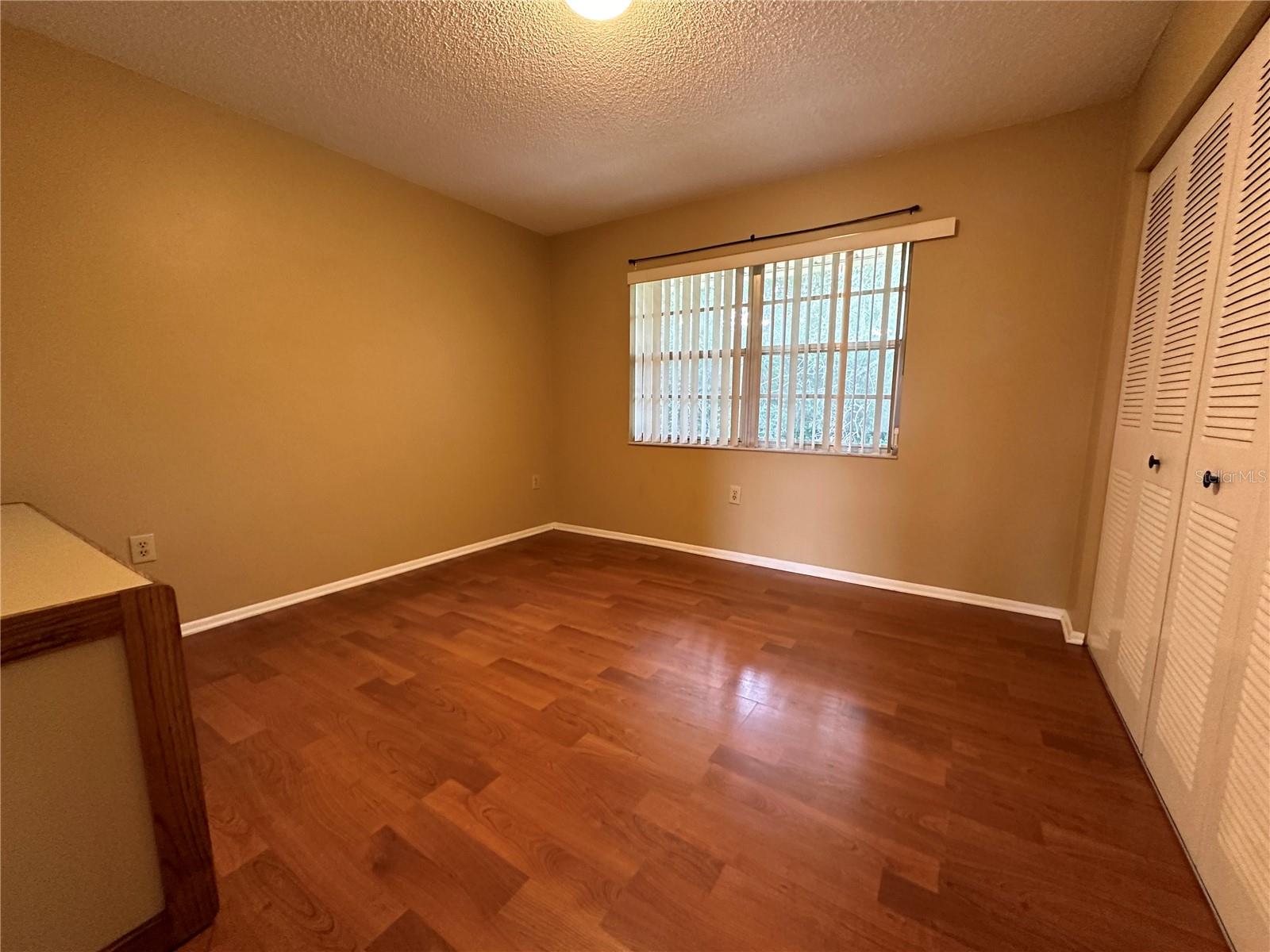 SUMMER LAKES 2 - Residential Lease