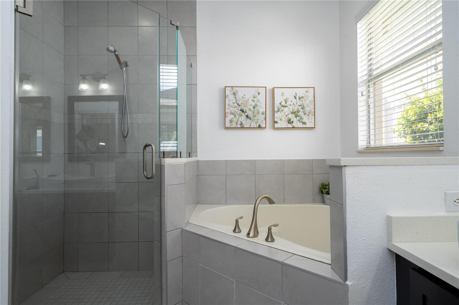 SIGNATURE LKS-PCL 01B - Residential