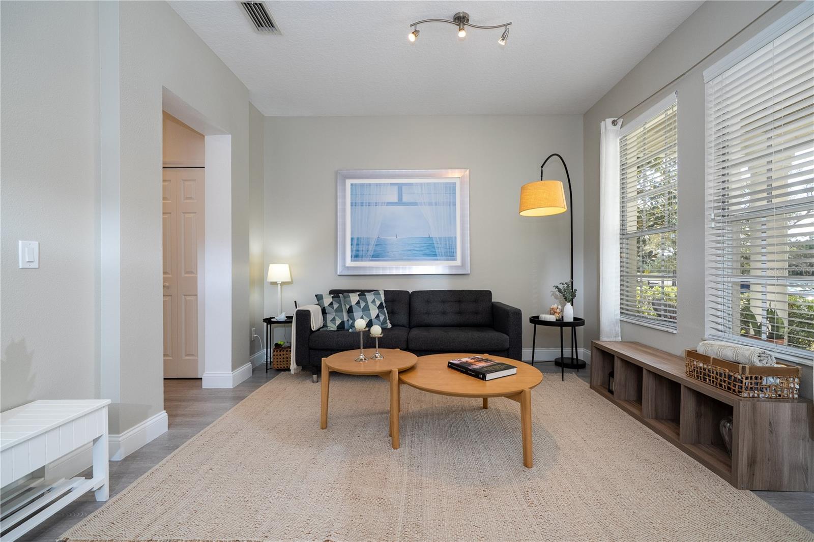 SIGNATURE LKS-PCL 01B - Residential