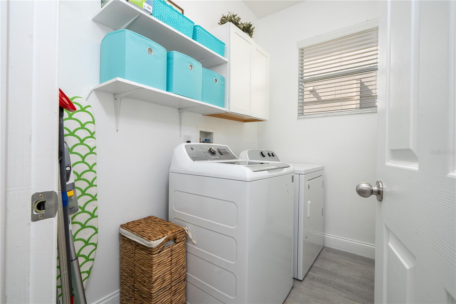 SIGNATURE LKS-PCL 01B - Residential