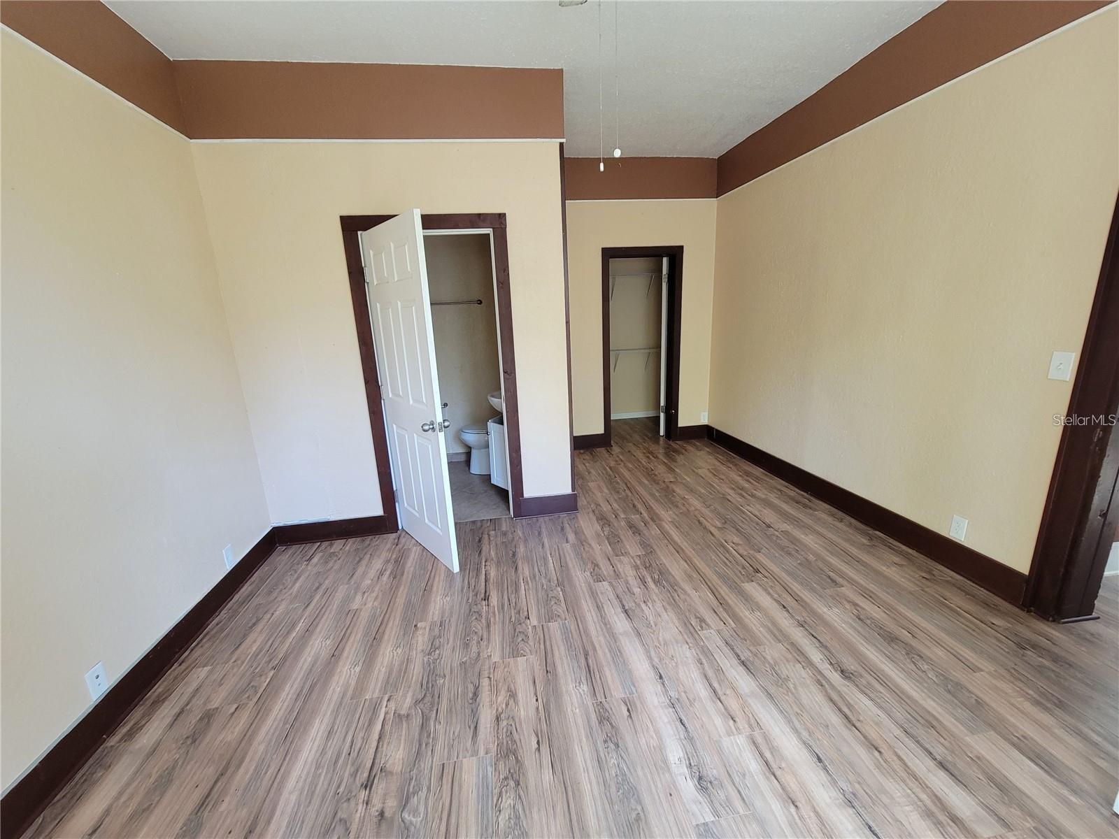 OAK PARK CALDWELLS ADD - Residential Lease