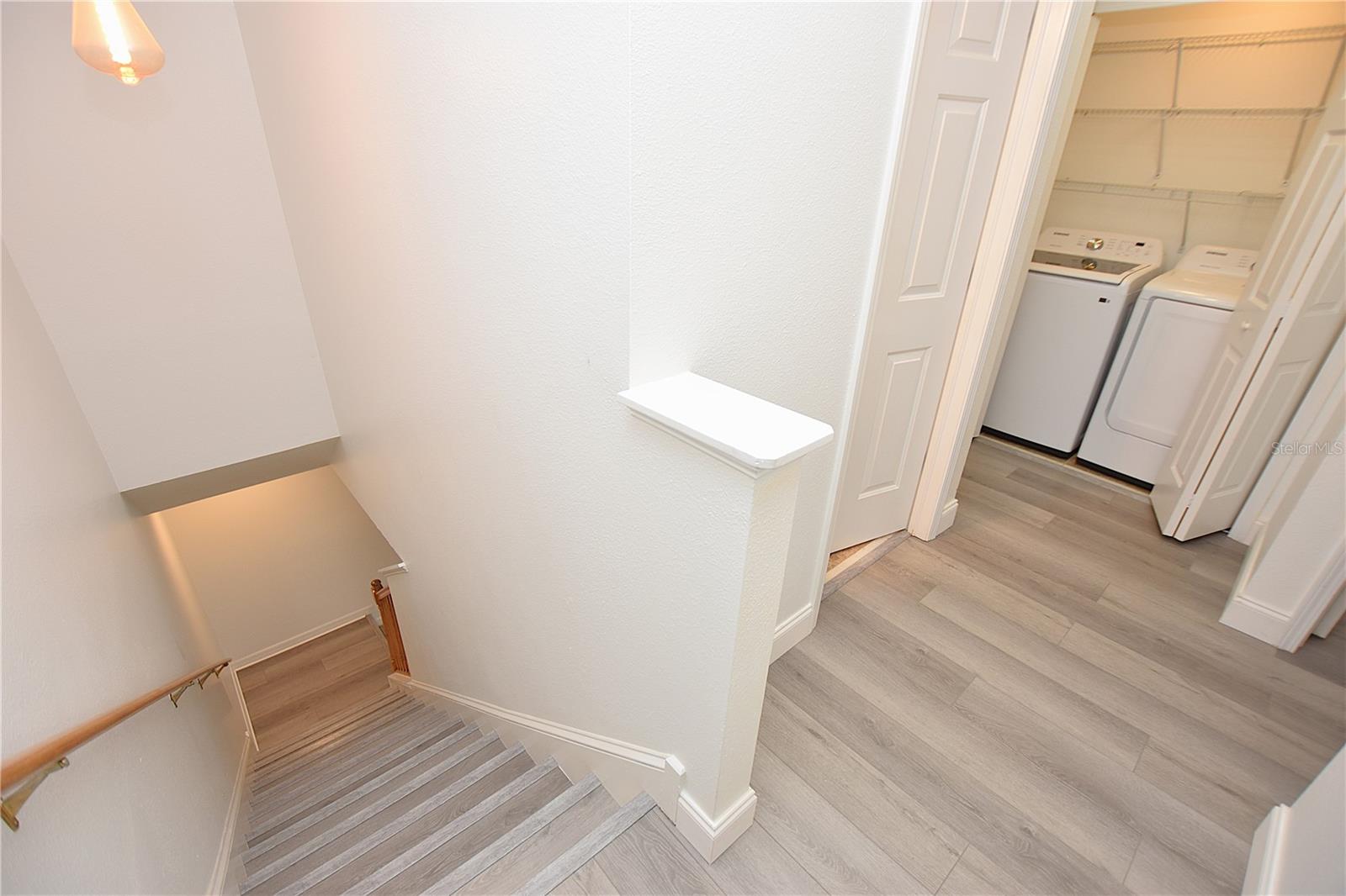 COBBLESTONE LNDG TWNHMS - Residential Lease