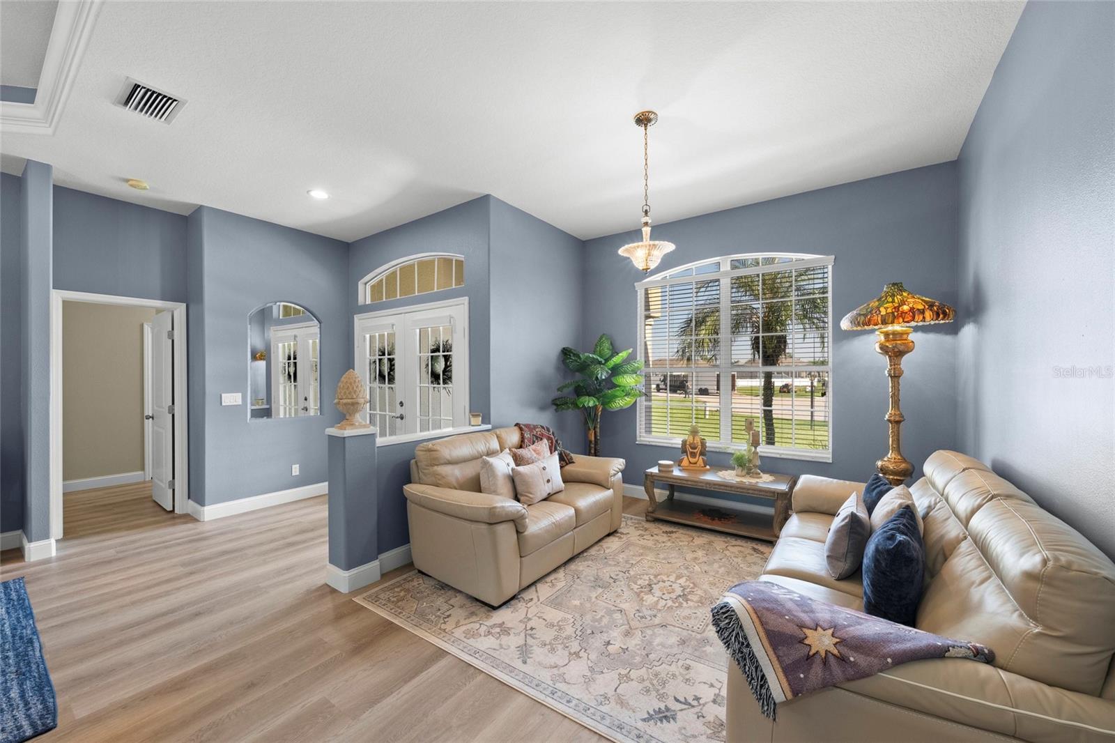 LAUREL MEADOWS - Residential