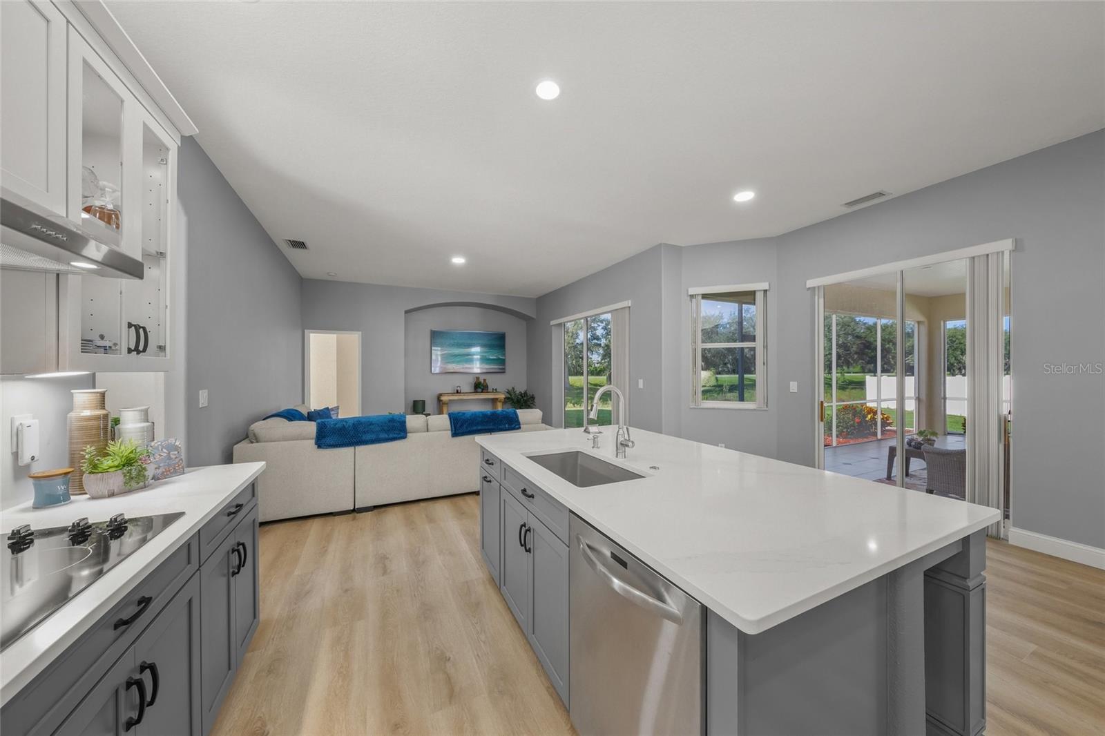 LAUREL MEADOWS - Residential
