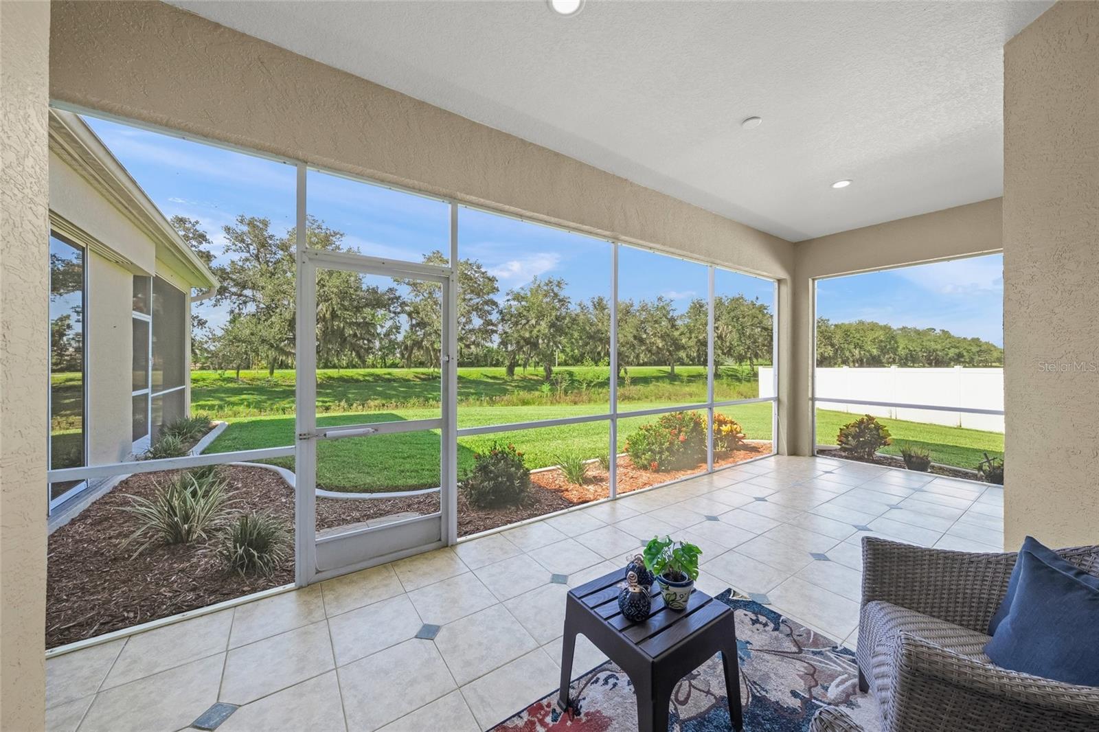 LAUREL MEADOWS - Residential