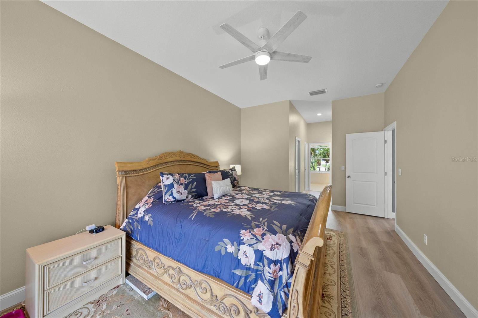 LAUREL MEADOWS - Residential