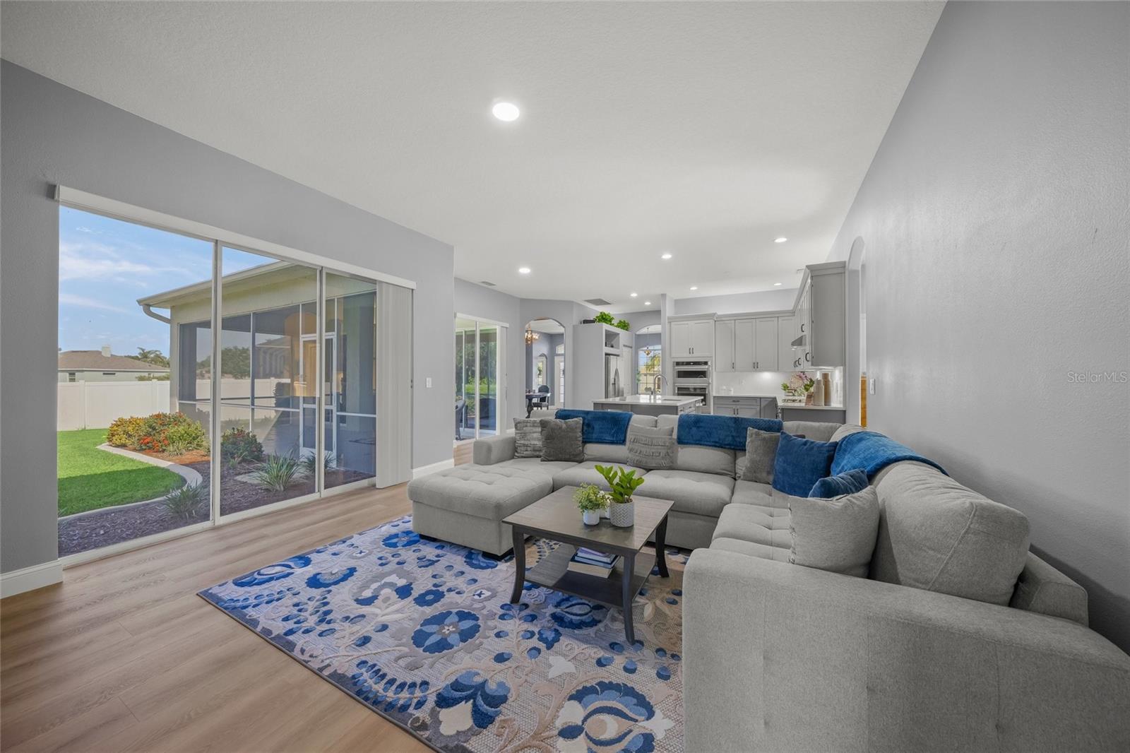 LAUREL MEADOWS - Residential