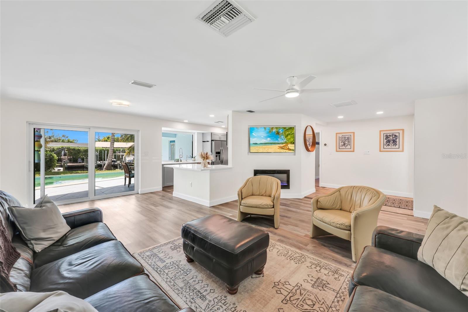 MCGREGOR ISLES - Residential