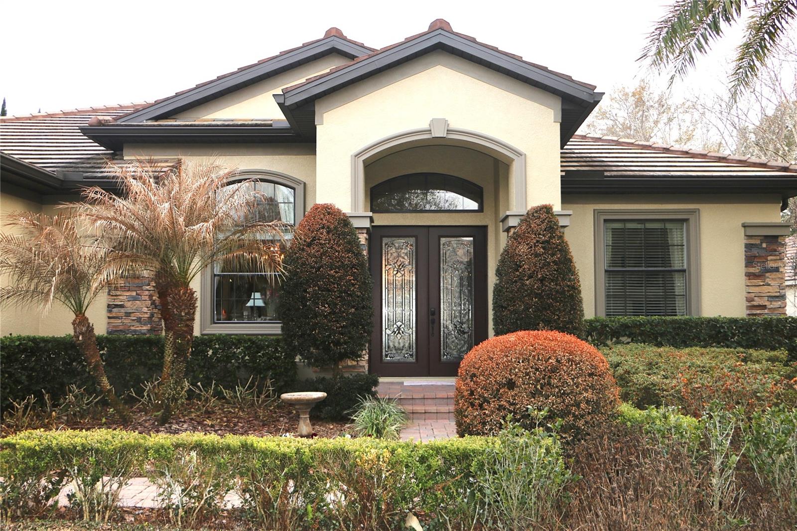 HEATHROW COUNTRY ESTATE - Residential