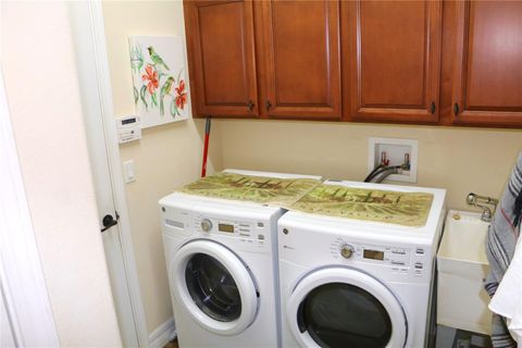 Tiny photo for 25447 High Hampton Circle, Sorrento, FL 32776 (MLS # O6381502)