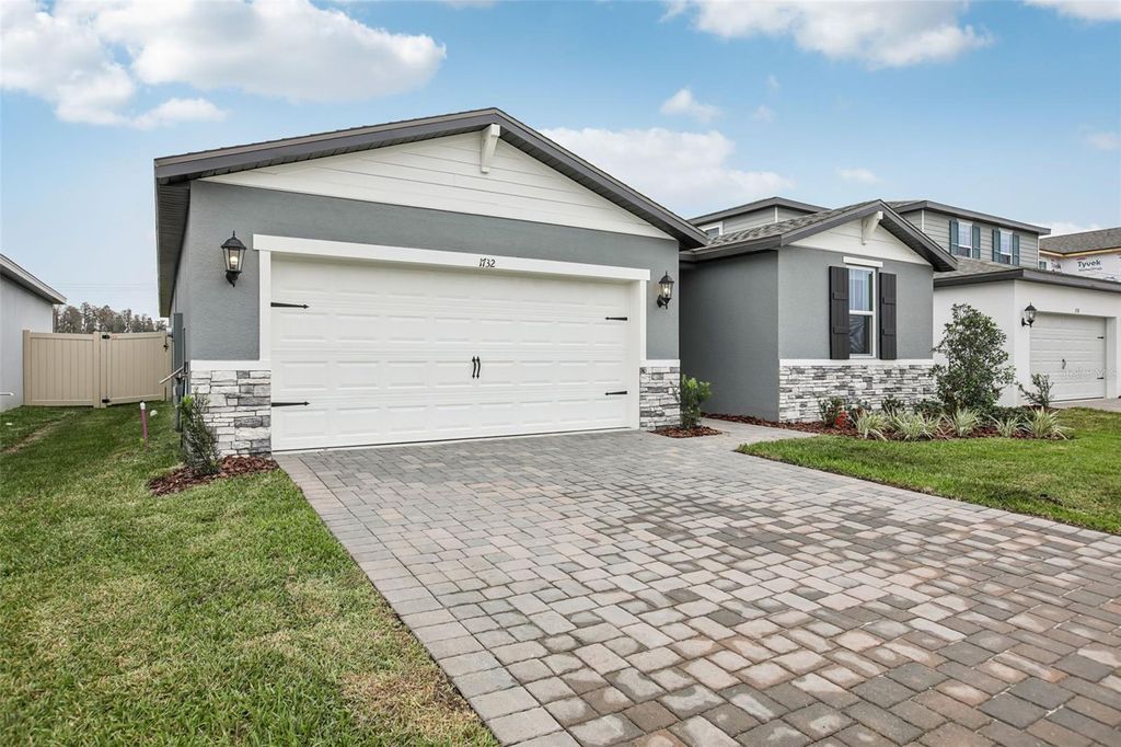 Photo of 1732 Coolridge Place, Zephyrhills, FL 33541 (MLS # O6368258)