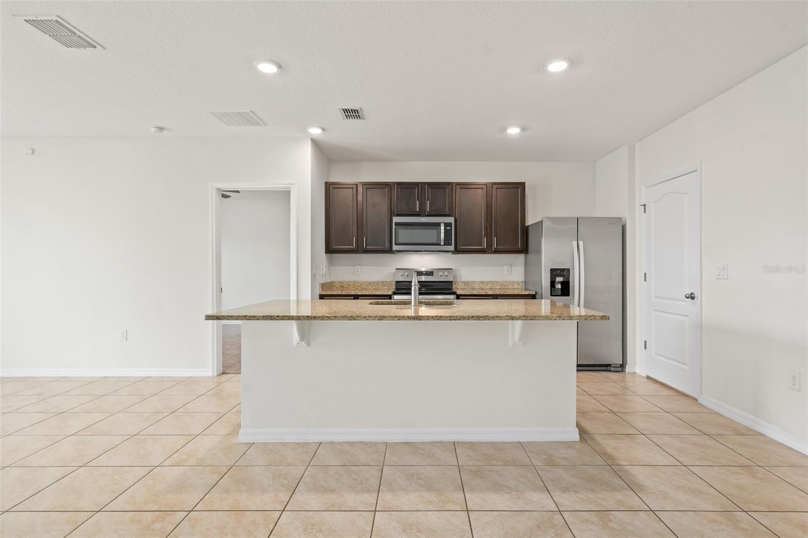 5274 MAYOR DRIVE