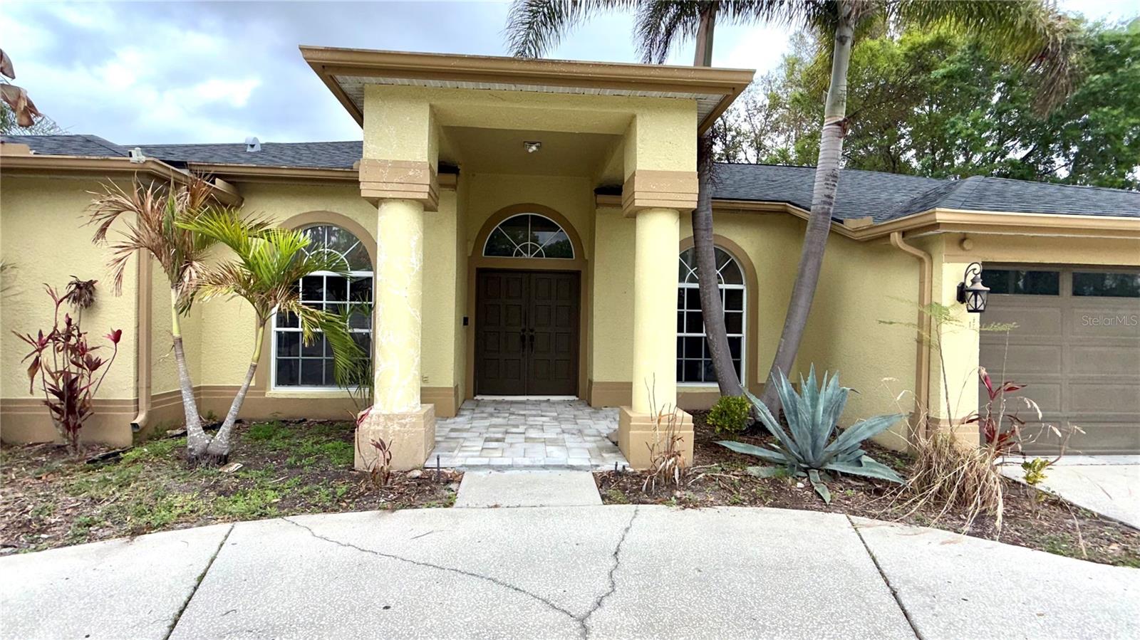 17414 EQUESTRIAN TRAIL