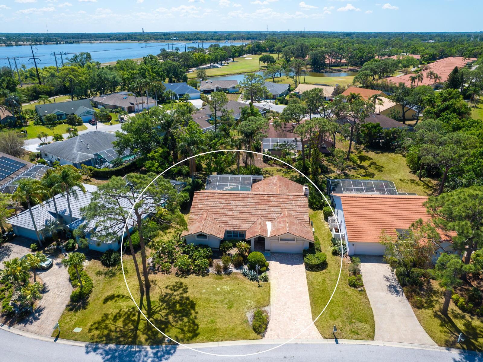 3786 SURREY LANE