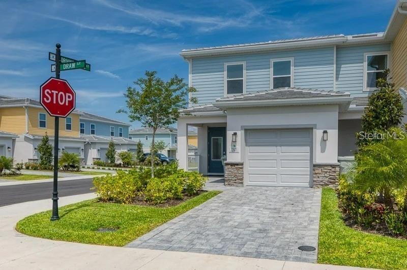 REUNION FAIRWAYS 17 & 18 PH 3 - Residential Lease