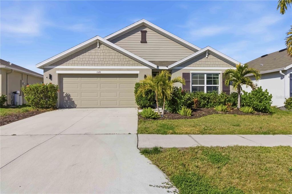 Photo of 1328 Ocean Spray Drive, Ruskin, FL 33570 (MLS # A4682633)