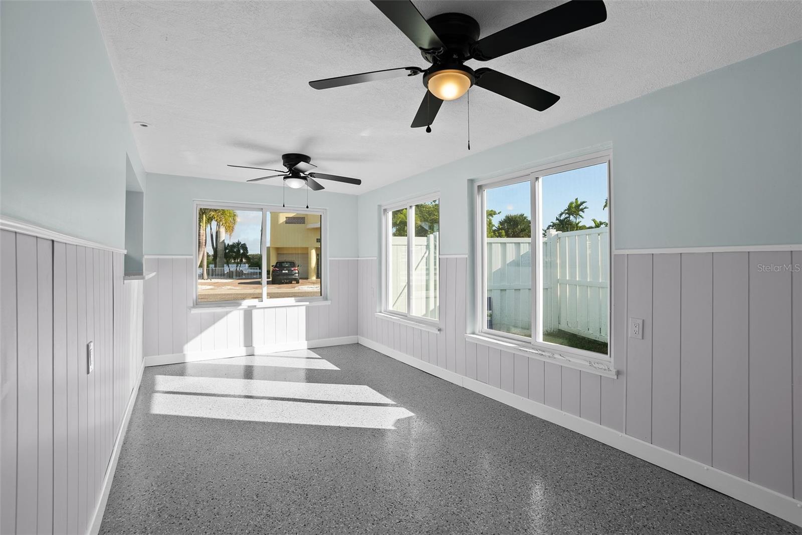 SURFSIDE SUB 4 - Residential