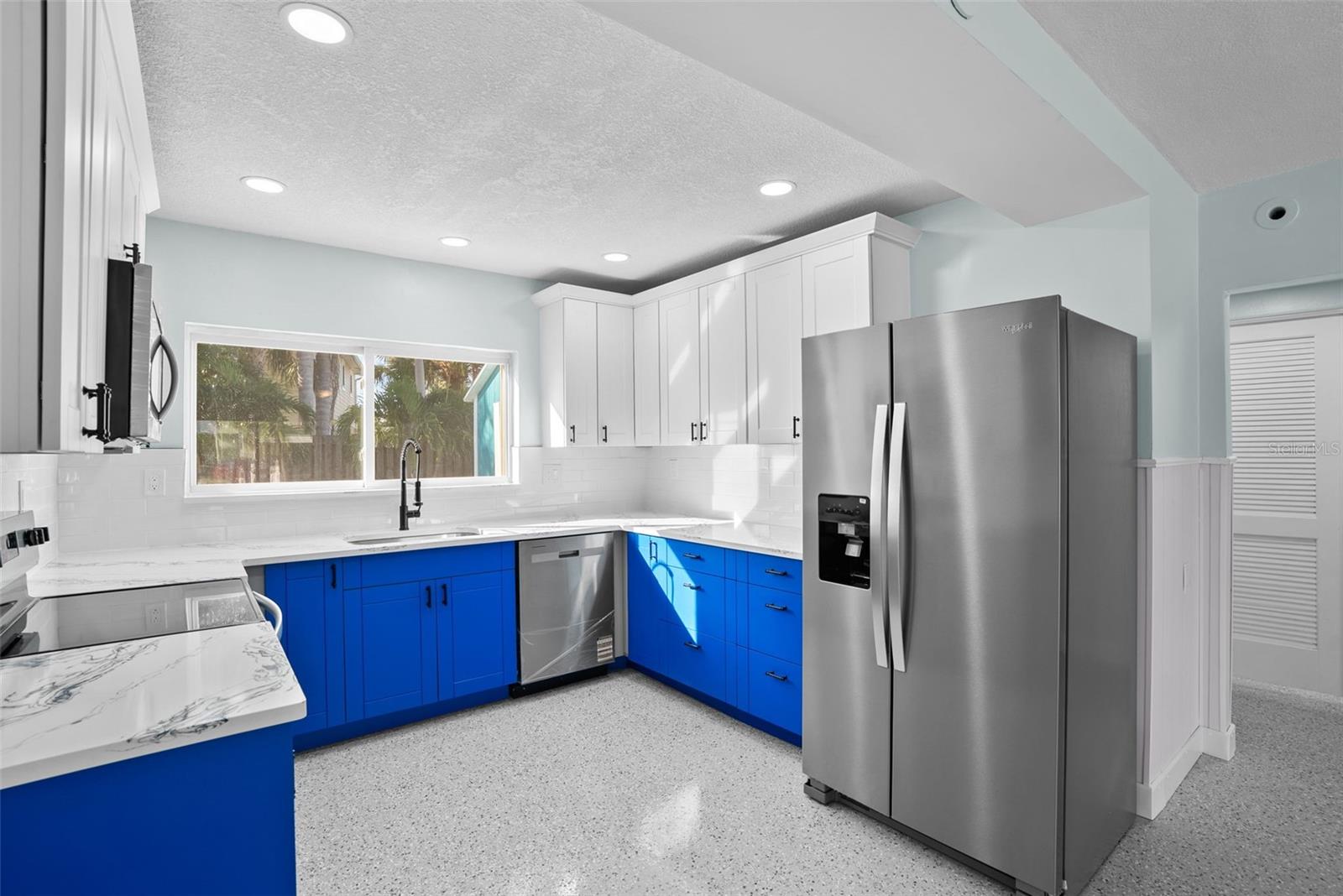 SURFSIDE SUB 4 - Residential