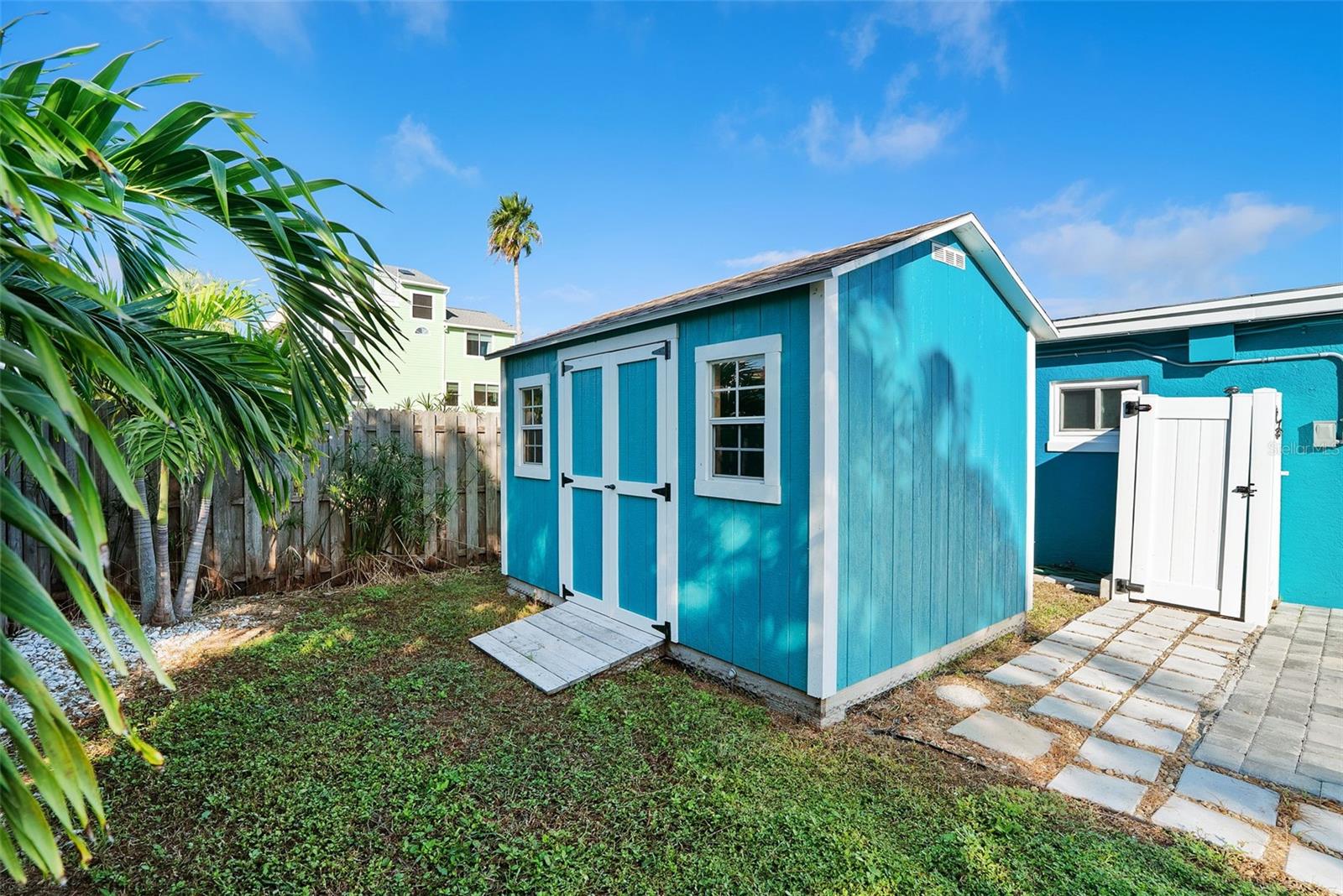 SURFSIDE SUB 4 - Residential