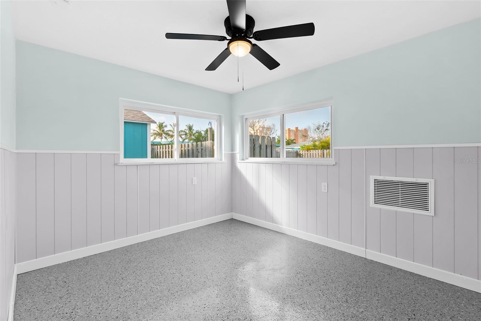 SURFSIDE SUB 4 - Residential