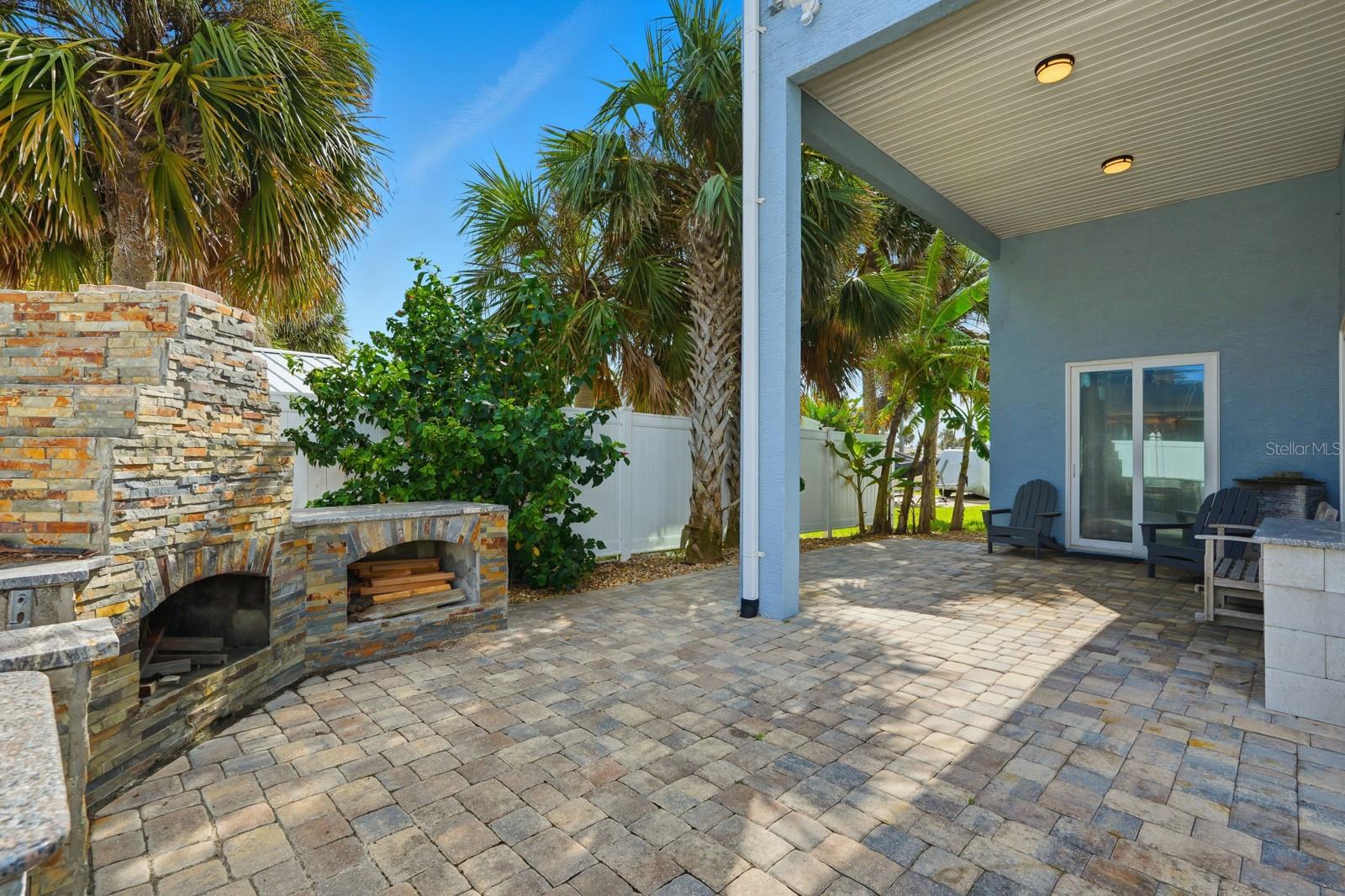 ORMOND BEACH PLAZA - Residential