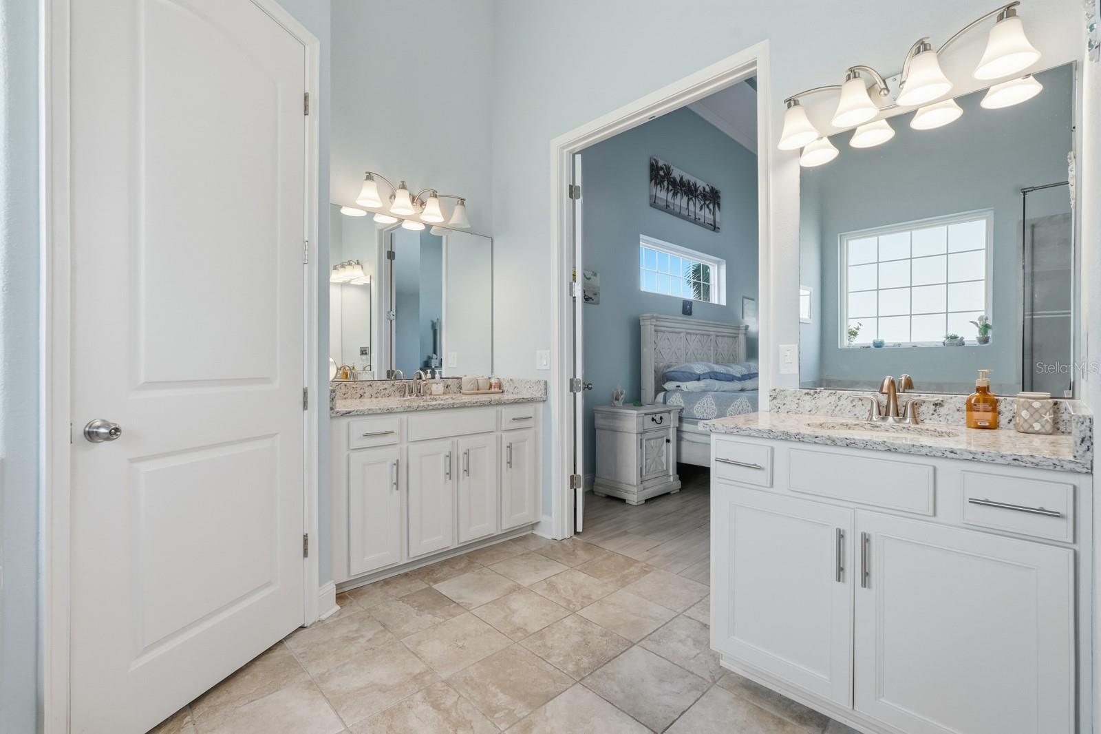 ORMOND BEACH PLAZA - Residential