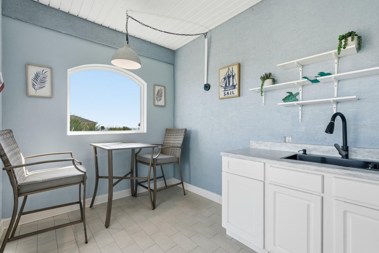 ORMOND BEACH PLAZA - Residential