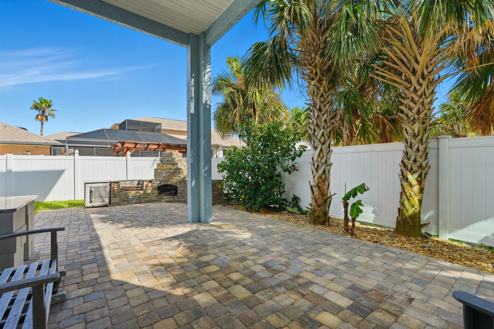 ORMOND BEACH PLAZA - Residential