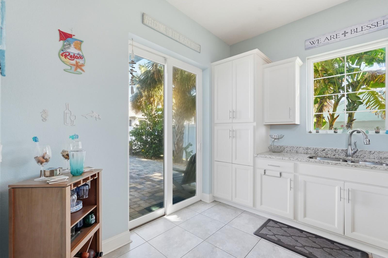 ORMOND BEACH PLAZA - Residential