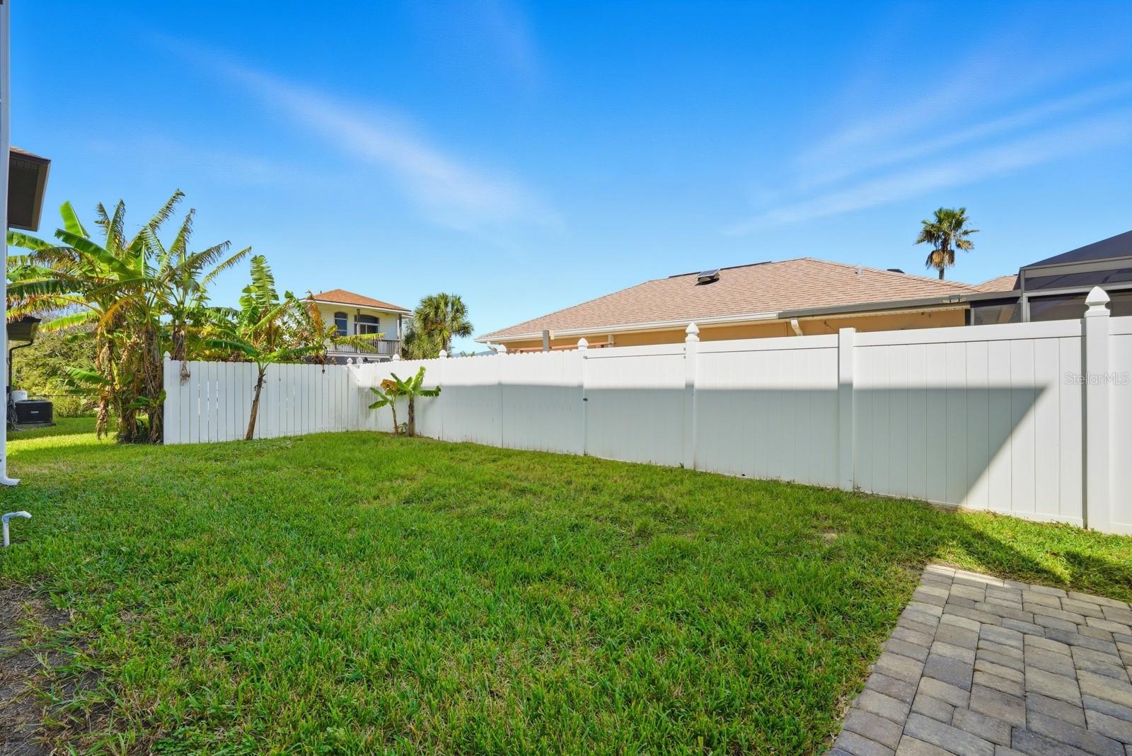 ORMOND BEACH PLAZA - Residential