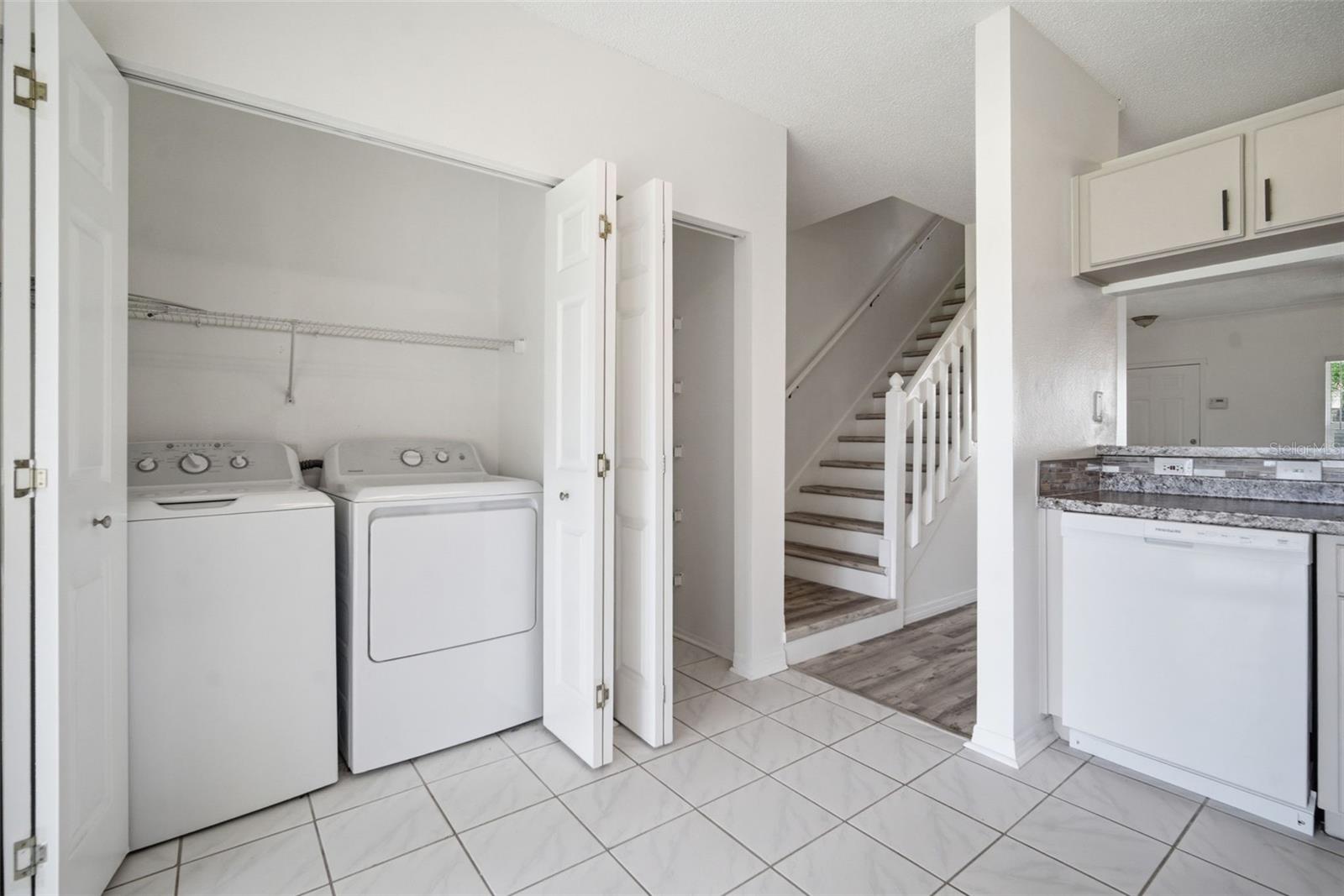 BAYSIDE KEY PH II - Residential