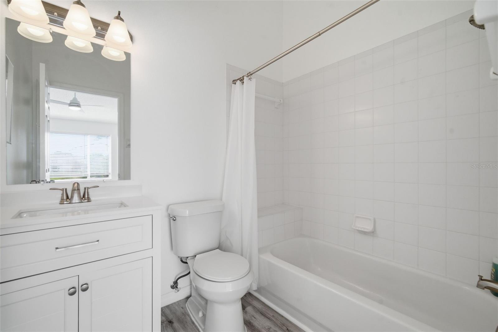 BAYSIDE KEY PH II - Residential