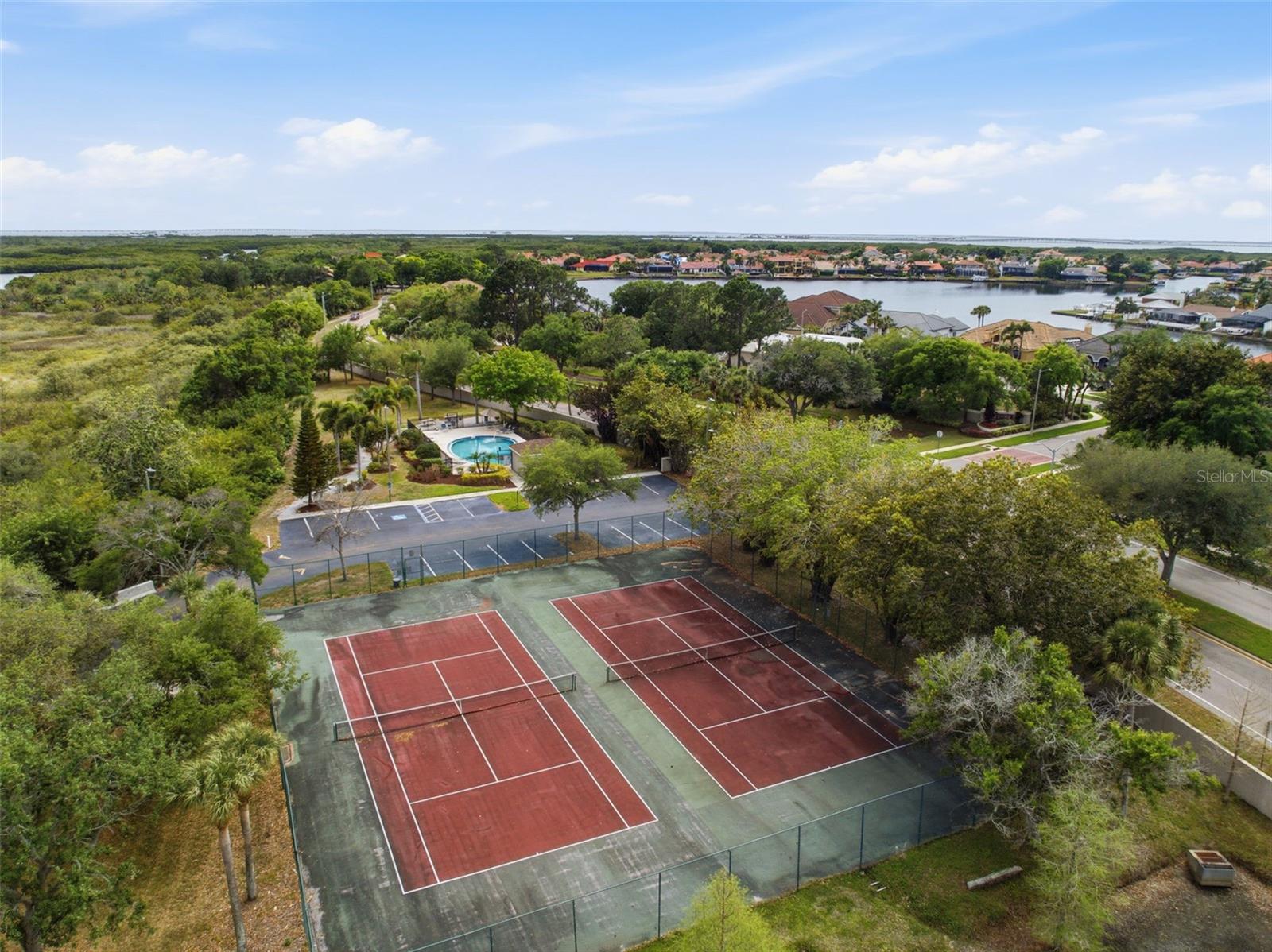 BAYSIDE KEY PH II - Residential