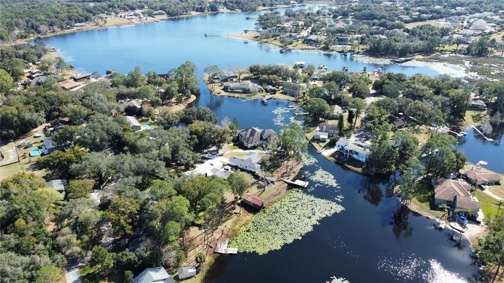 Photo of 8101 Via Bonita, Sanford, FL 32771 (MLS # O6377679)